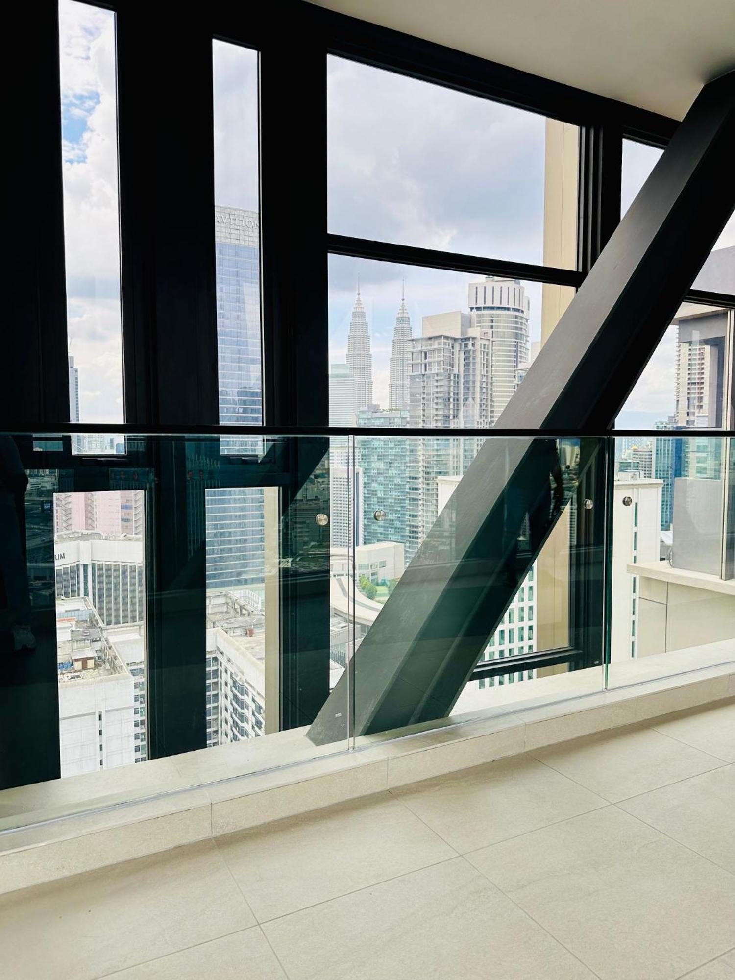 Klcc Suites At Axon Residence Куала Лумпур Екстериор снимка
