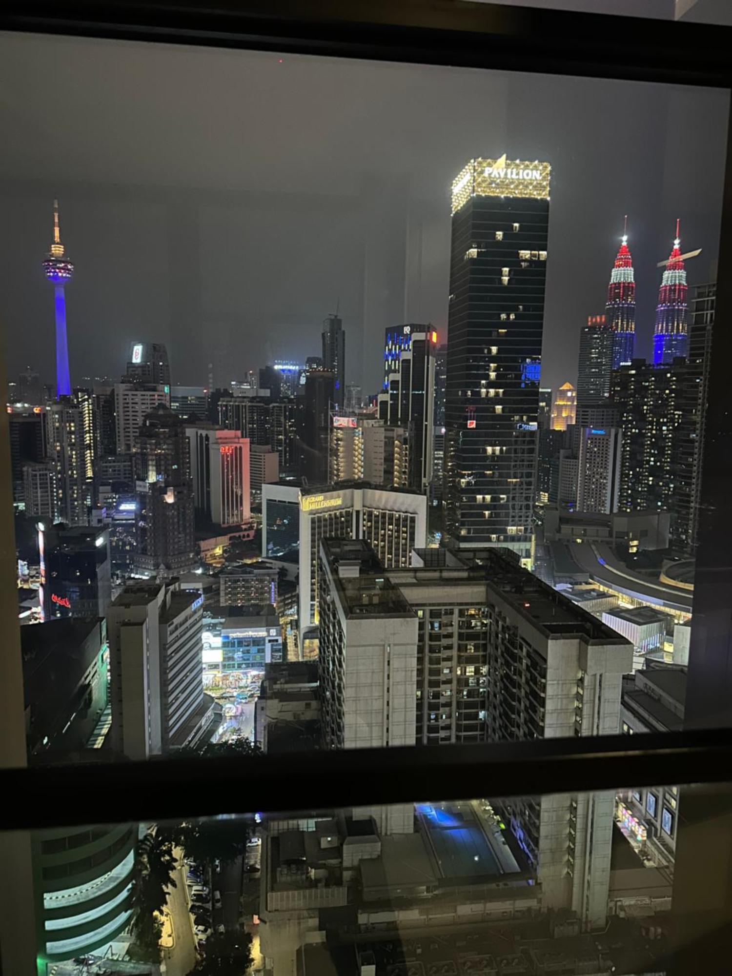 Klcc Suites At Axon Residence Куала Лумпур Екстериор снимка