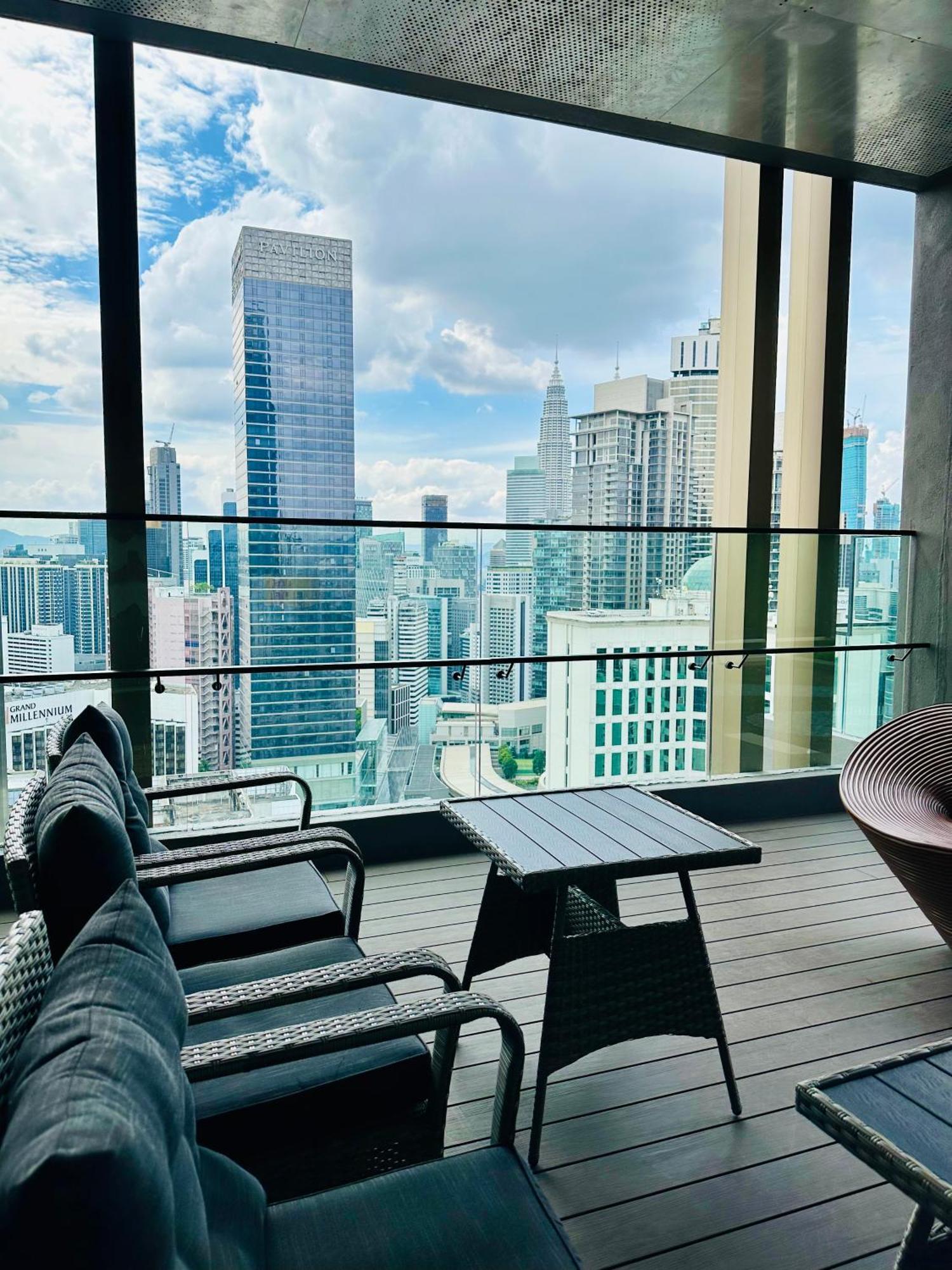 Klcc Suites At Axon Residence Куала Лумпур Екстериор снимка