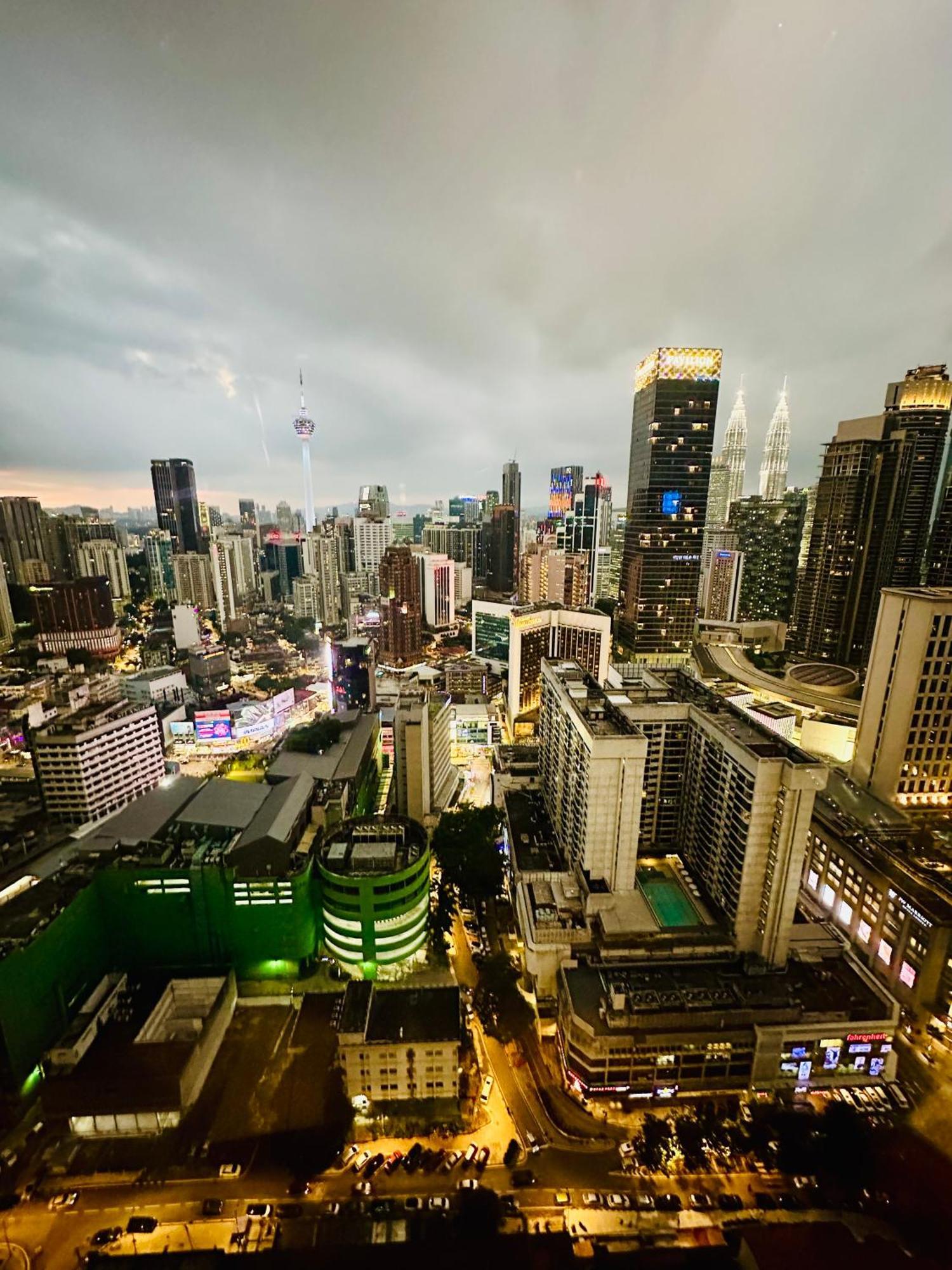 Klcc Suites At Axon Residence Куала Лумпур Екстериор снимка