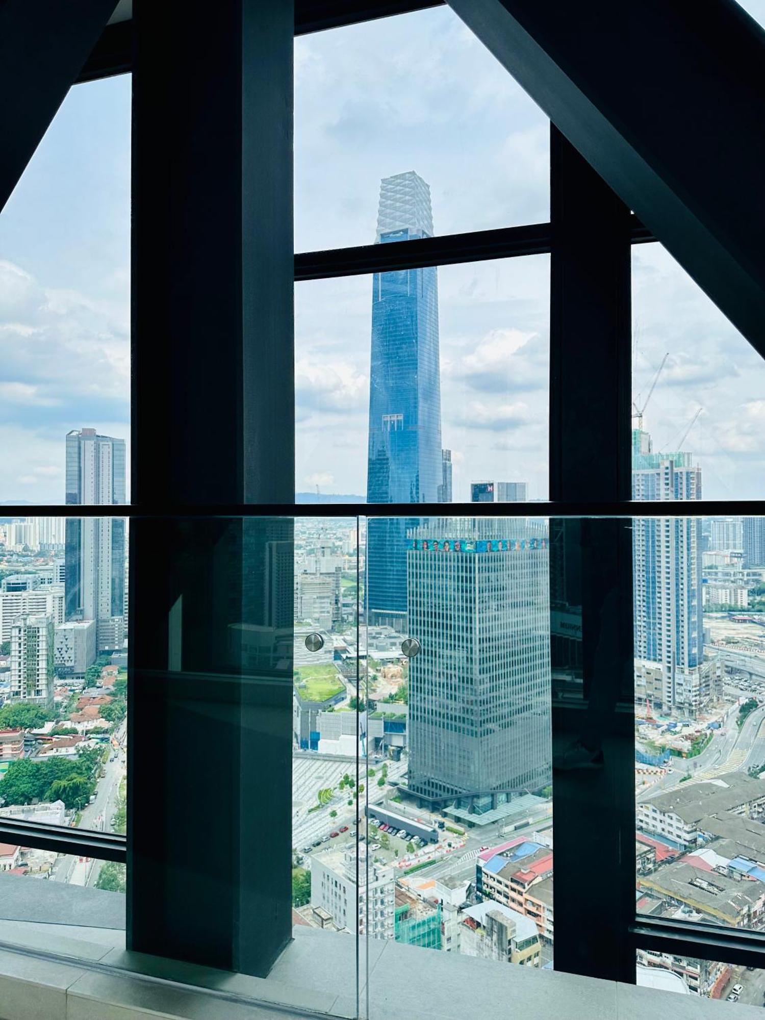 Klcc Suites At Axon Residence Куала Лумпур Екстериор снимка