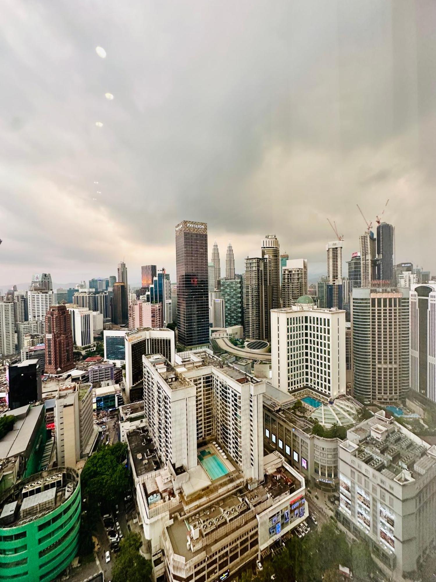 Klcc Suites At Axon Residence Куала Лумпур Екстериор снимка