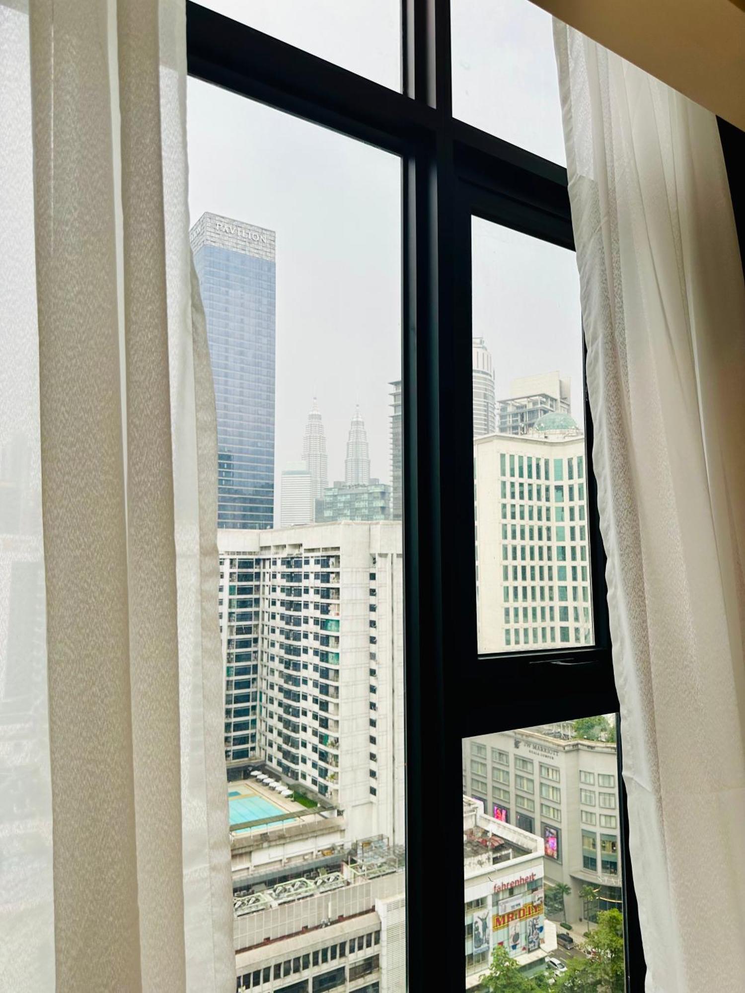 Klcc Suites At Axon Residence Куала Лумпур Екстериор снимка